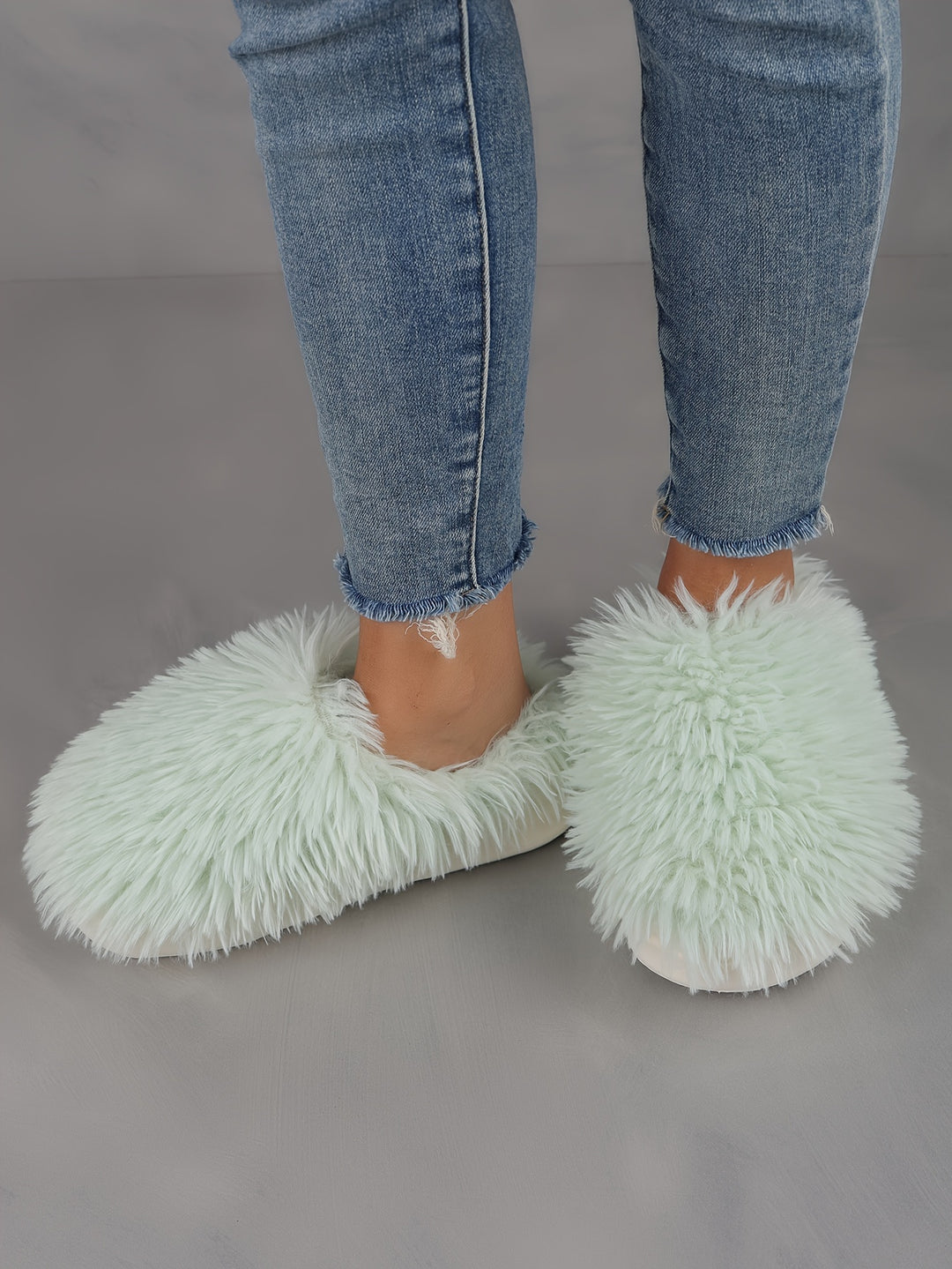 Elegant Solid Color Faux Fur Slippers, Winter Warmth Indoor Home Fashion Thick Sole Slip-on Shoes for Men and Women, Non-Slip Durable EVA Sole, Comfortable Fabric Upper & Inner, All-Season Cozy Plush Slides - Black/White/Grey