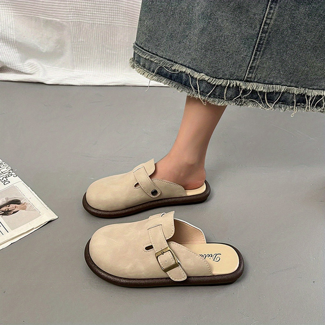 New Women'S Shoes Featuring Retro Clogs with a Round Toe, Easy to Slip On, Comfortable, Versatile, And Available in Larger Sizes.