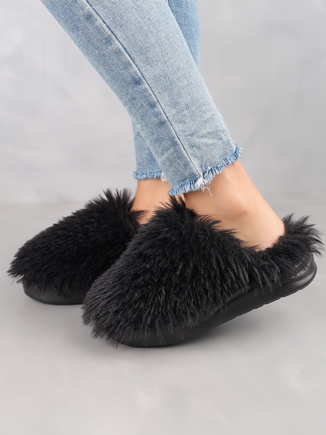 Elegant Solid Color Faux Fur Slippers, Winter Warmth Indoor Home Fashion Thick Sole Slip-on Shoes for Men and Women, Non-Slip Durable EVA Sole, Comfortable Fabric Upper & Inner, All-Season Cozy Plush Slides - Black/White/Grey